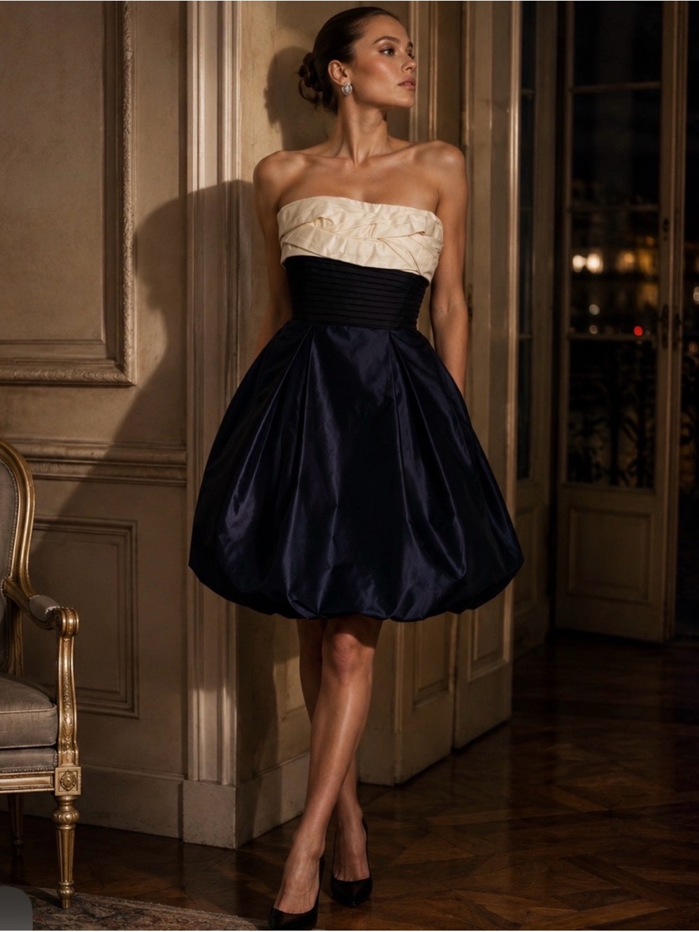 BCBGMAXAZRIA • Strapless Bubble Hem Cocktail Dress • Navy & Ivory • Size 4